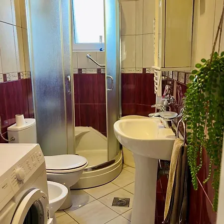 شقة Center Oasis Retreat بودغوريتْسا
