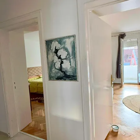 Center Oasis Retreat بودغوريتْسا